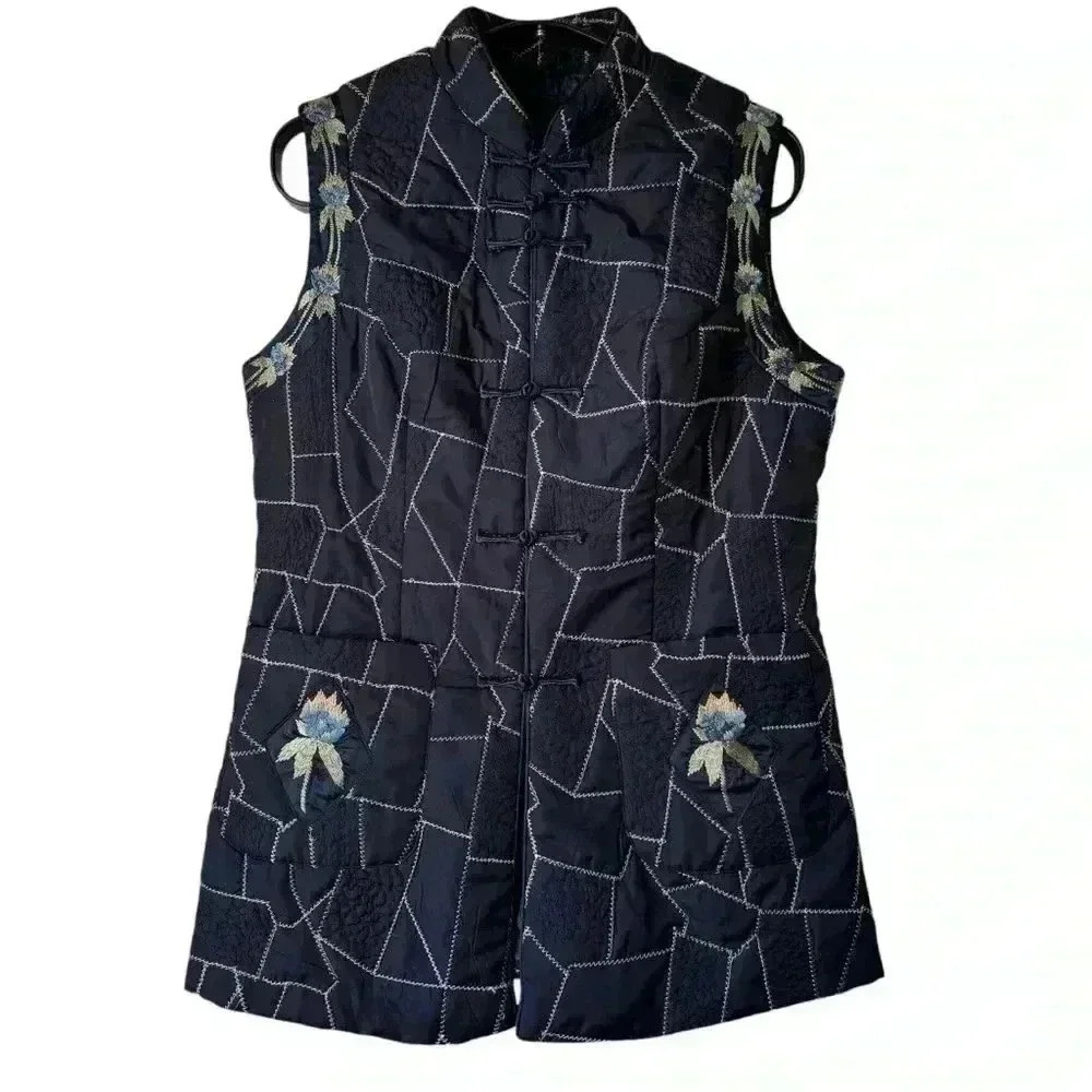 Vintage Asian  quilted embroidered vest - Picture 2 of 10